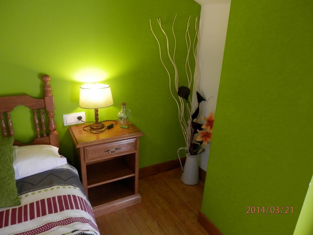 Hostal Ezkurra Εξωτερικό φωτογραφία